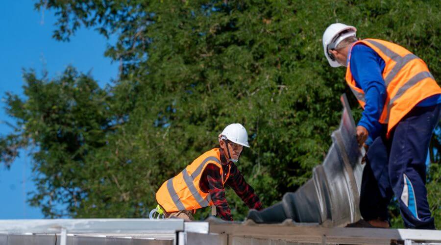Professional gutter cleaning in Pensacola, FL